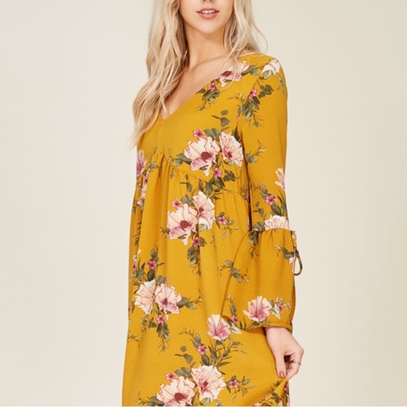 ❤️ LAST L NEW Mustard bell sleeve floral dress - Picture 2 of 7
